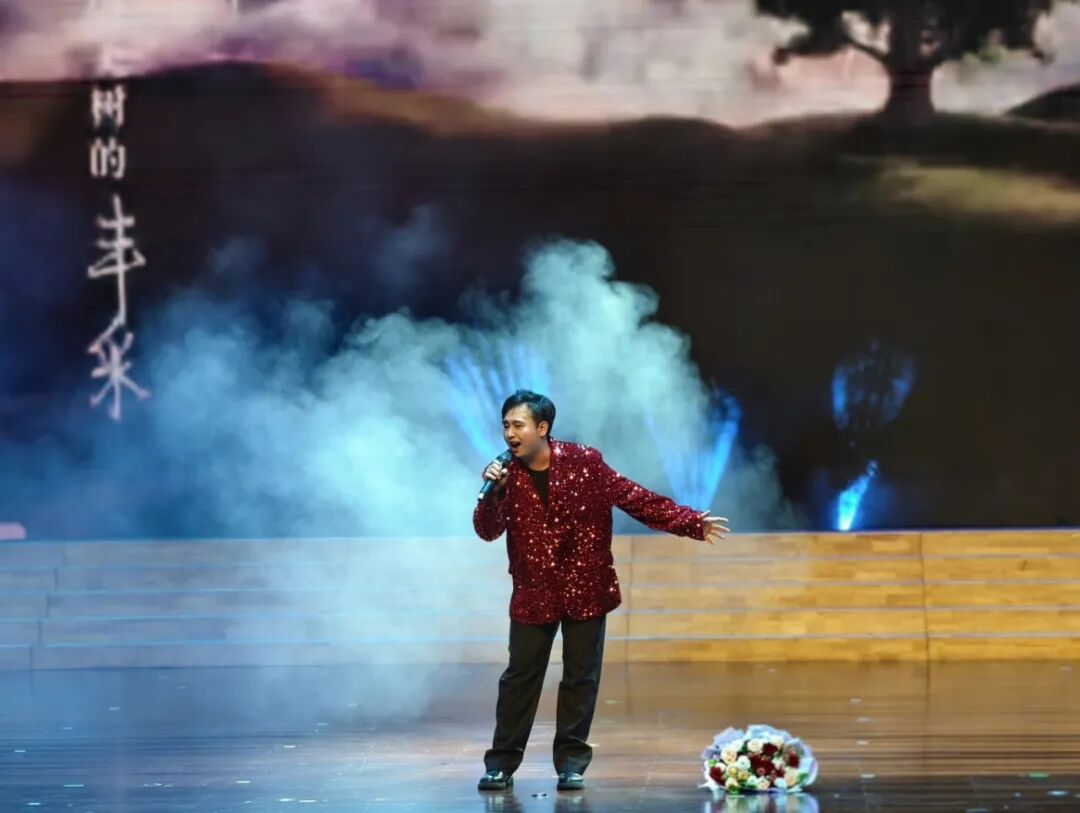 【游在鹿寨】连续5周!鹿寨城南汽车站夜市星光舞台,等你来闪耀!2.png