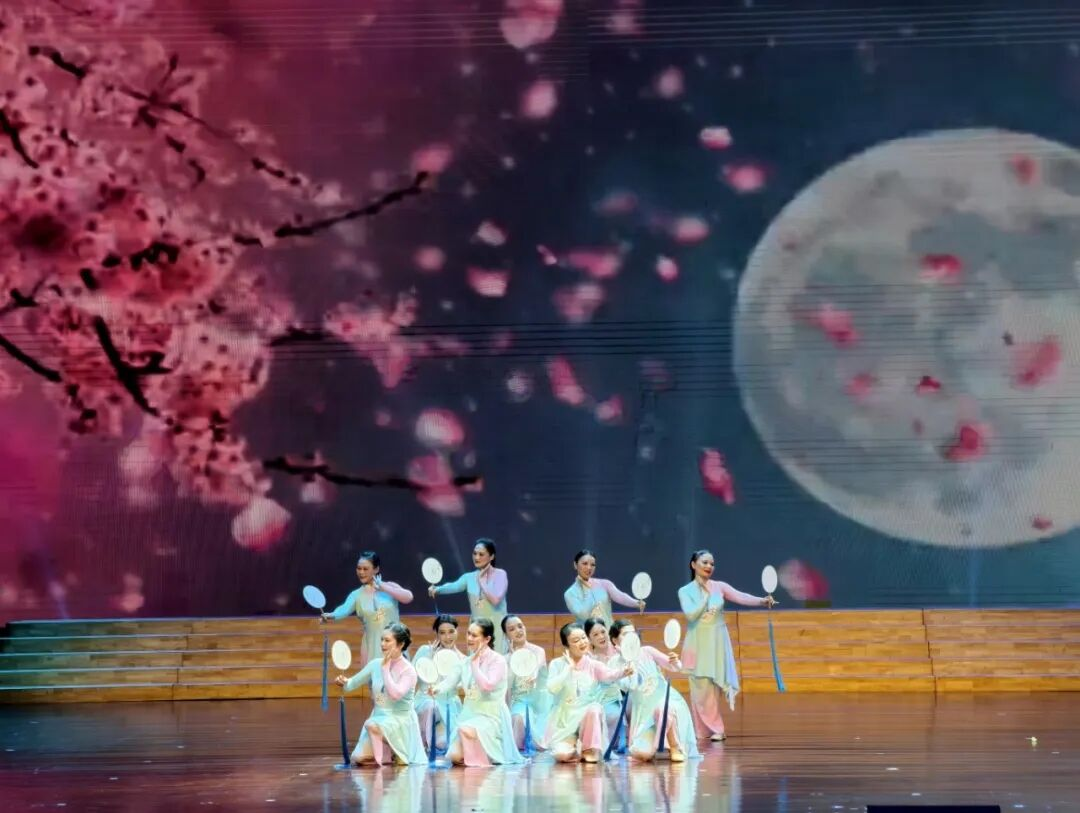 【游在鹿寨】连续5周!鹿寨城南汽车站夜市星光舞台,等你来闪耀!3.png