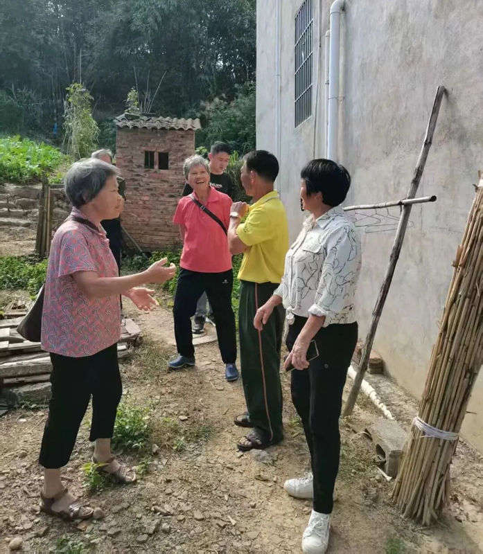 时隔近70年,广东七旬老人在鹿寨这里找到了“亲人”!5.png