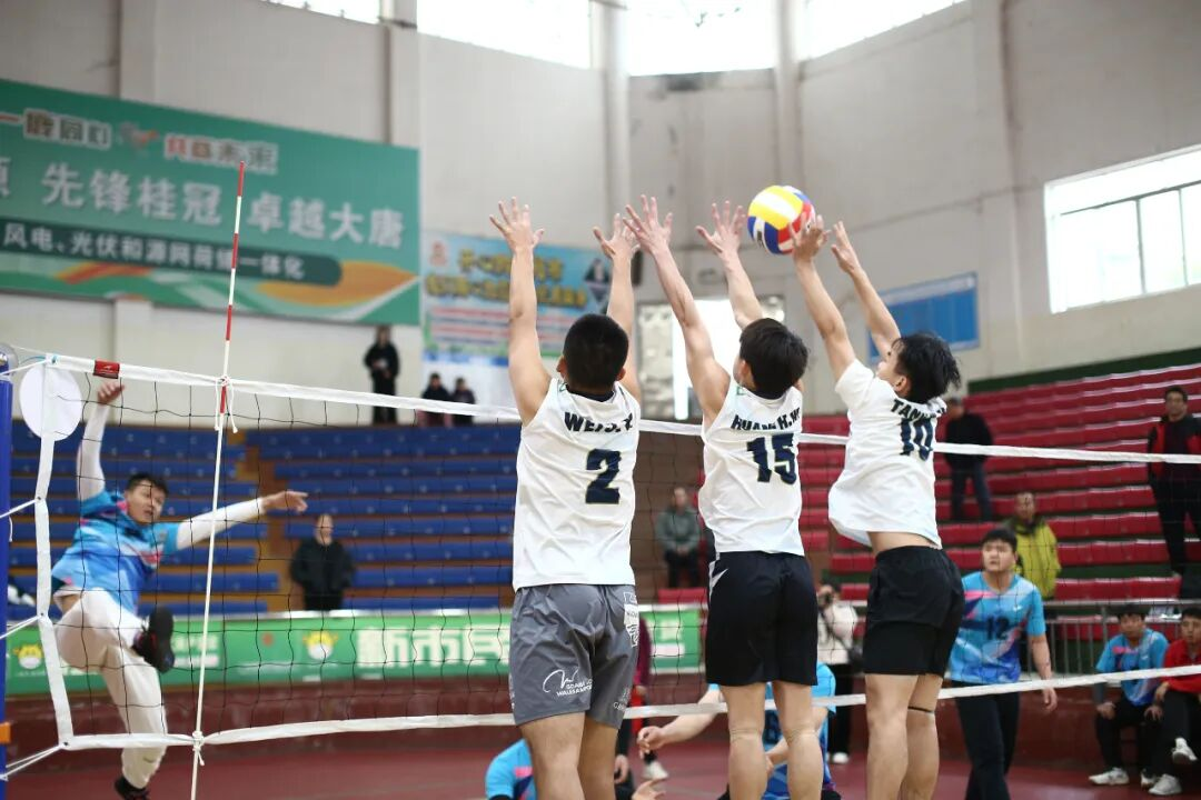 气排球邀请赛在鹿寨县城北体育馆开幕!3.png