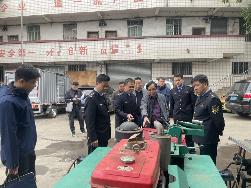 【新春走基层】严把复工“安全关” 深耕发展“项目田”2.png