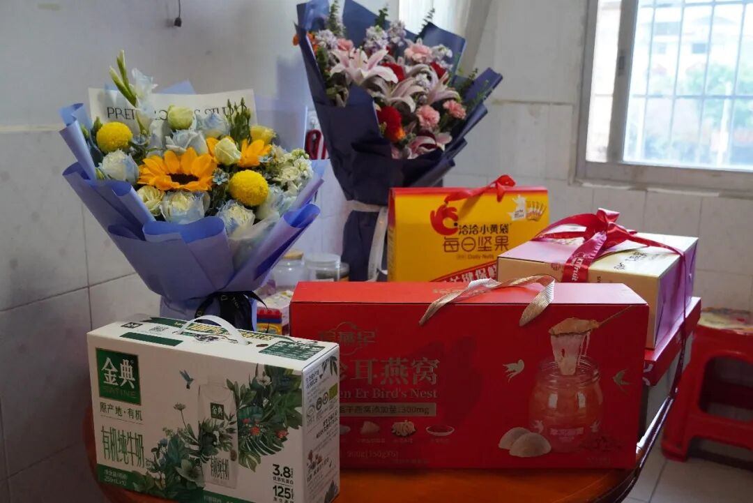 【新时代 新雷锋】鹿寨第10例造血干细胞捐献者!用大爱为生命“续航”,给张先生点赞!4.png