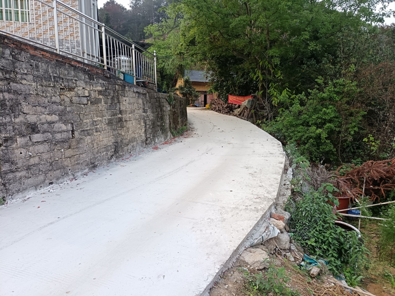 群众呼声有回应 道路修复暖民心2.png