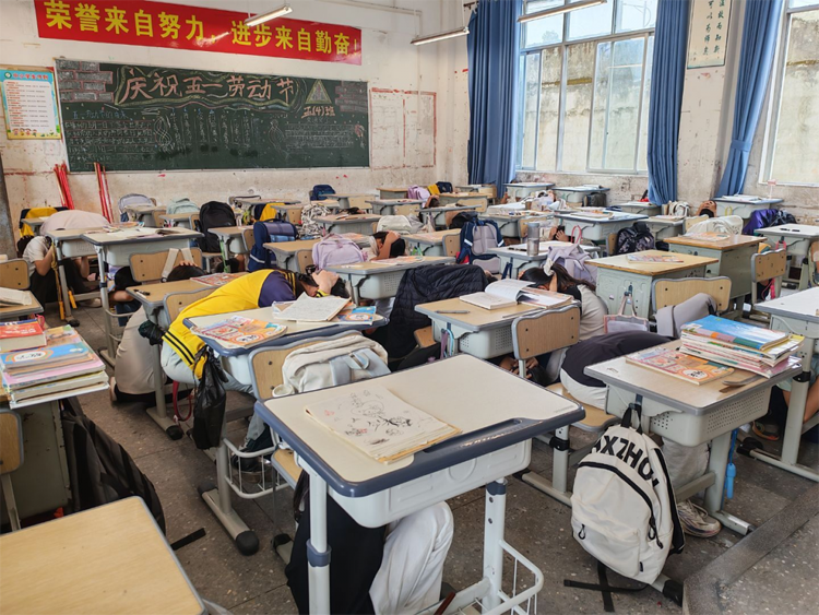 【寨沙镇】筑牢安全防线 守护辖区平安5.png