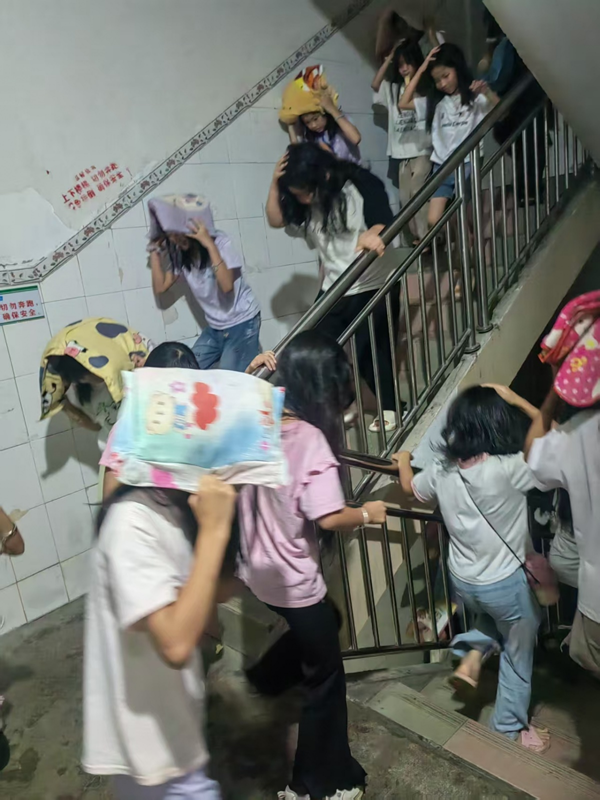 【寨沙镇】筑牢安全防线 守护辖区平安6.png