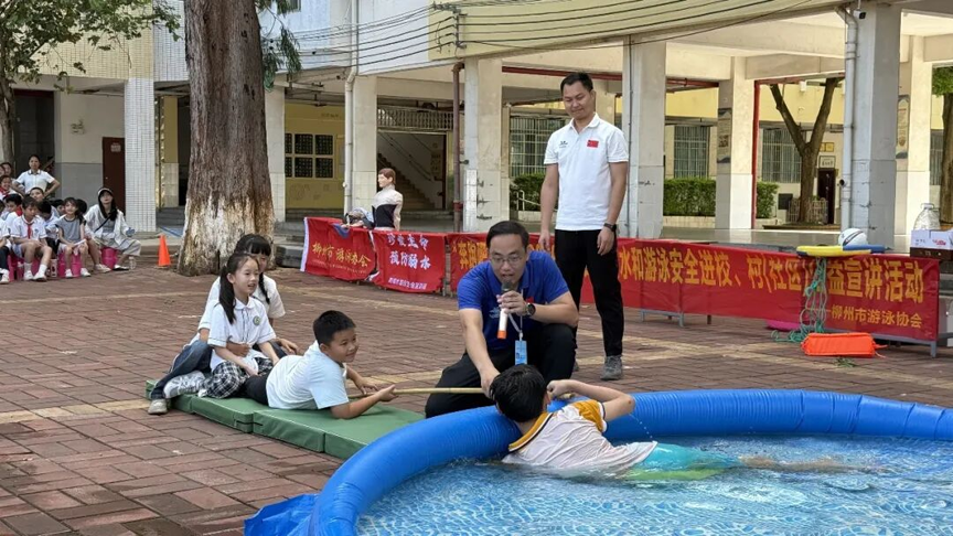 【“双减”】不一样的课堂!实景教学走进鹿寨校园2.png