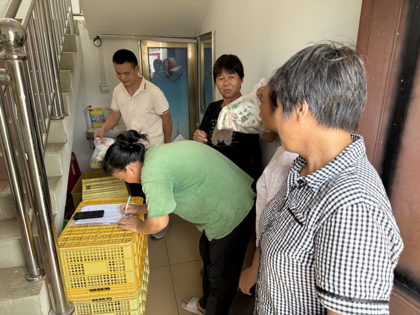 【乡村振兴】“才暖鹿城”送技术 专家下乡解难题4.png