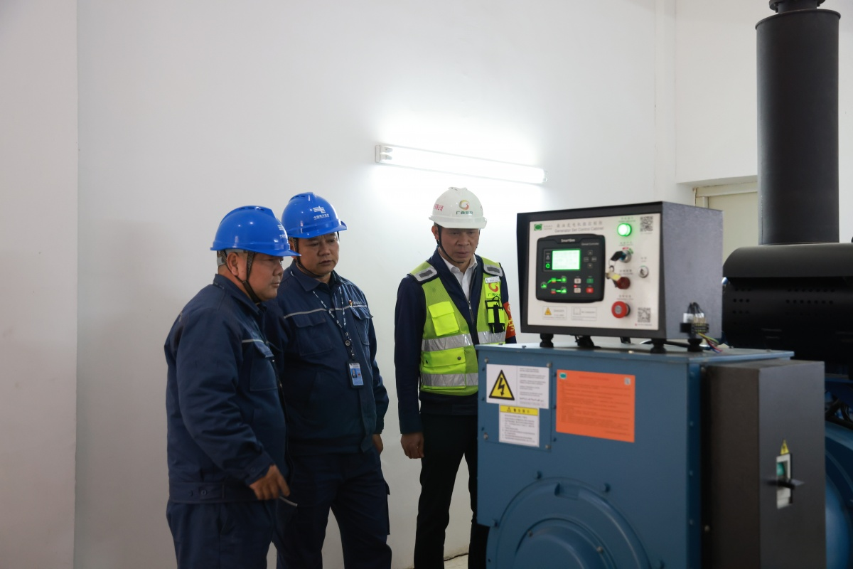 【网络中国节·春节】柳州鹿寨供电局:护航春运出行 电力保障先行3.png