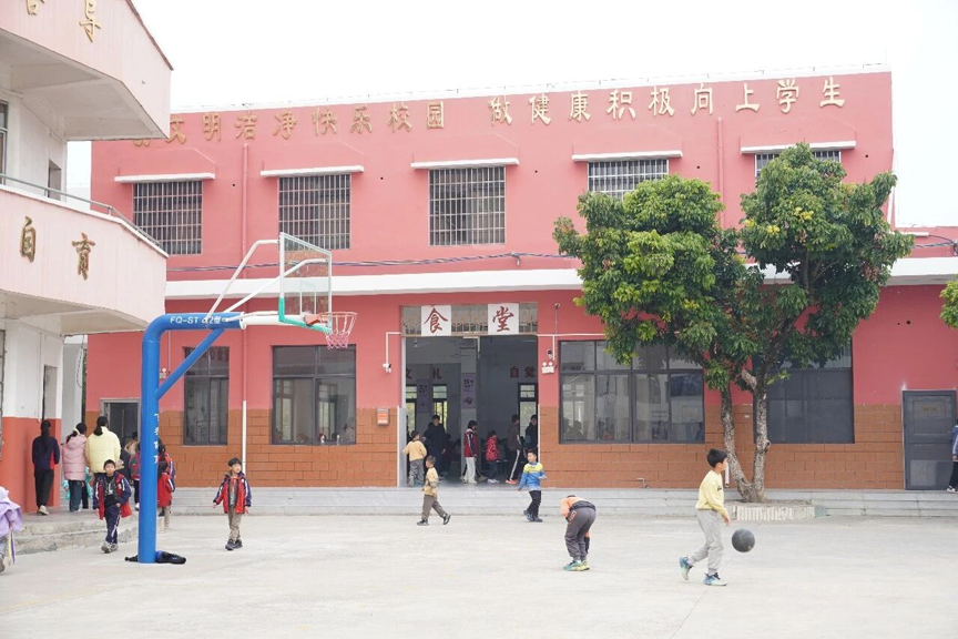 【代表委员履职故事】江口乡江口村人大代表联络站:人大代表“站”出来 为民服务“实”起来7.png