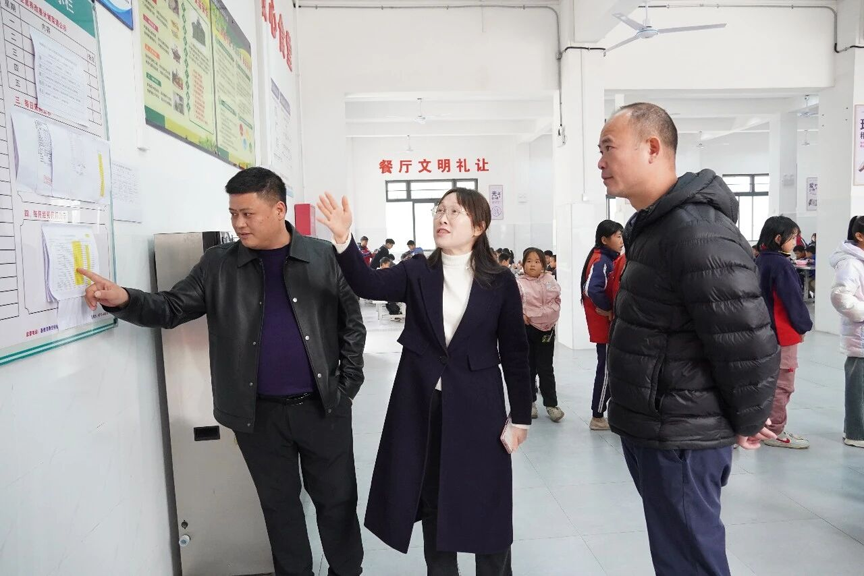 【代表委员履职故事】江口乡江口村人大代表联络站:人大代表“站”出来 为民服务“实”起来8.png