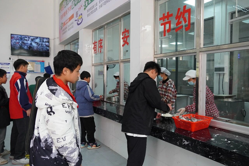 【代表委员履职故事】江口乡江口村人大代表联络站:人大代表“站”出来 为民服务“实”起来9.png