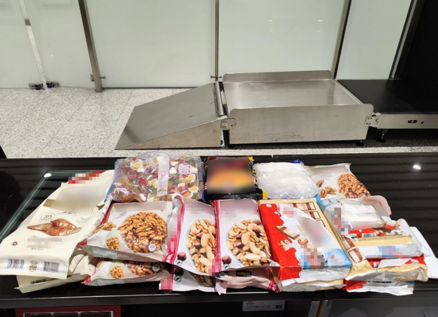 【禁毒宣传】伪装成“巧克力”“饼干”等零食,11.73千克毒品被查获!1.png