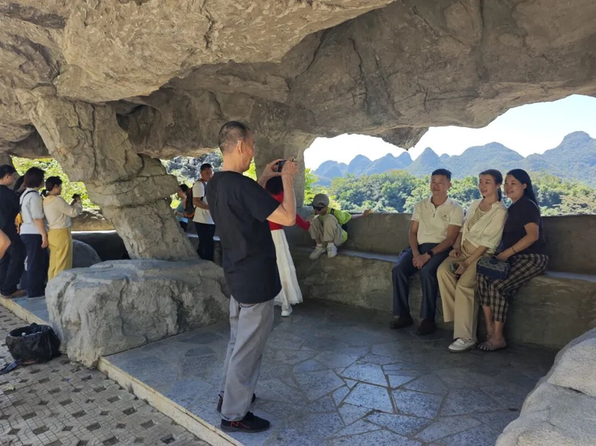 鹿寨国庆文旅市场持续升温1.png
