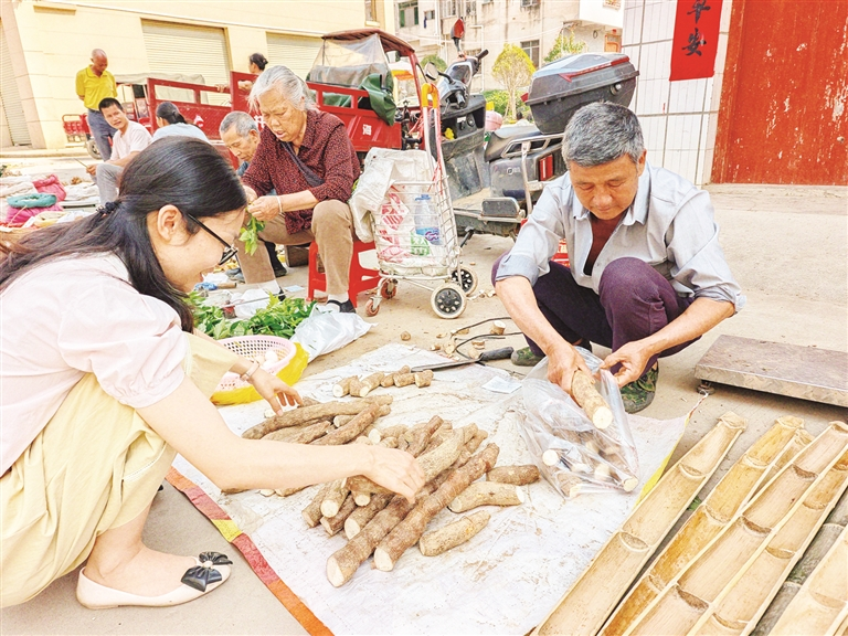 【游在鹿寨】客家味飘香,烟火气升腾——鹿寨县寨沙镇圩市见闻1.png