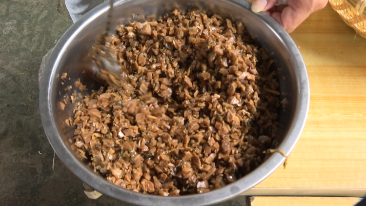 【我们的节日】“传统+特色” 包出不一样的端午粽4.png