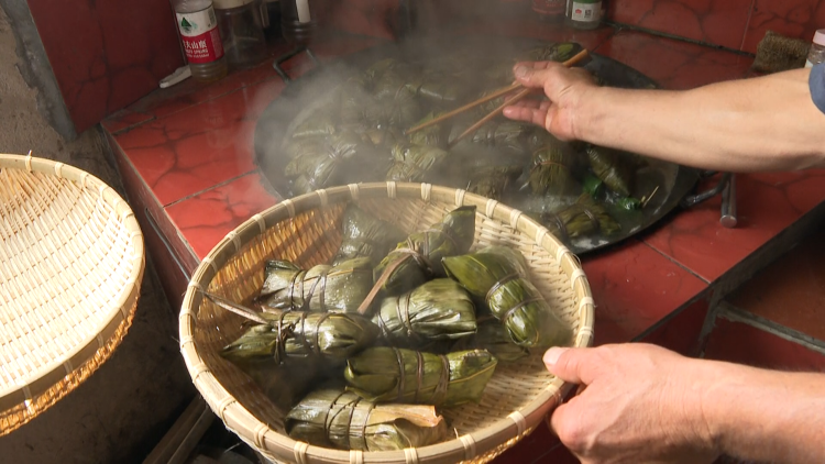 【我们的节日】“传统+特色” 包出不一样的端午粽5.png