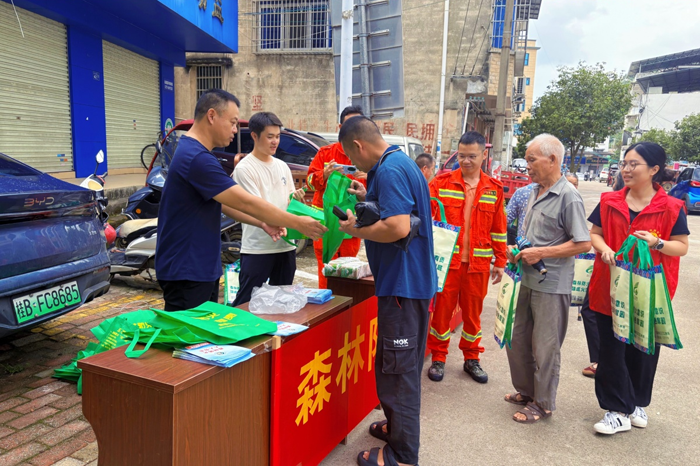 以实际行动筑牢双节安全屏障 凝聚同心团结8.png