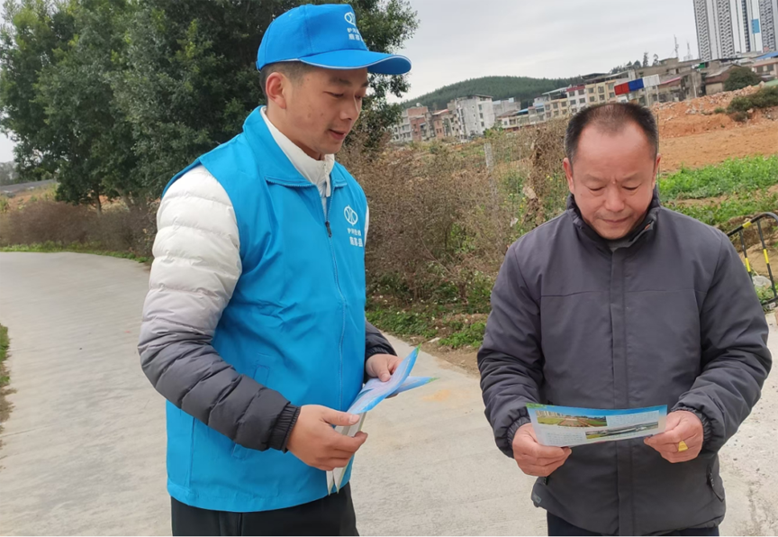 【新时代 新雷锋】学雷锋!鹿寨新录用公务员做了这些……3.png