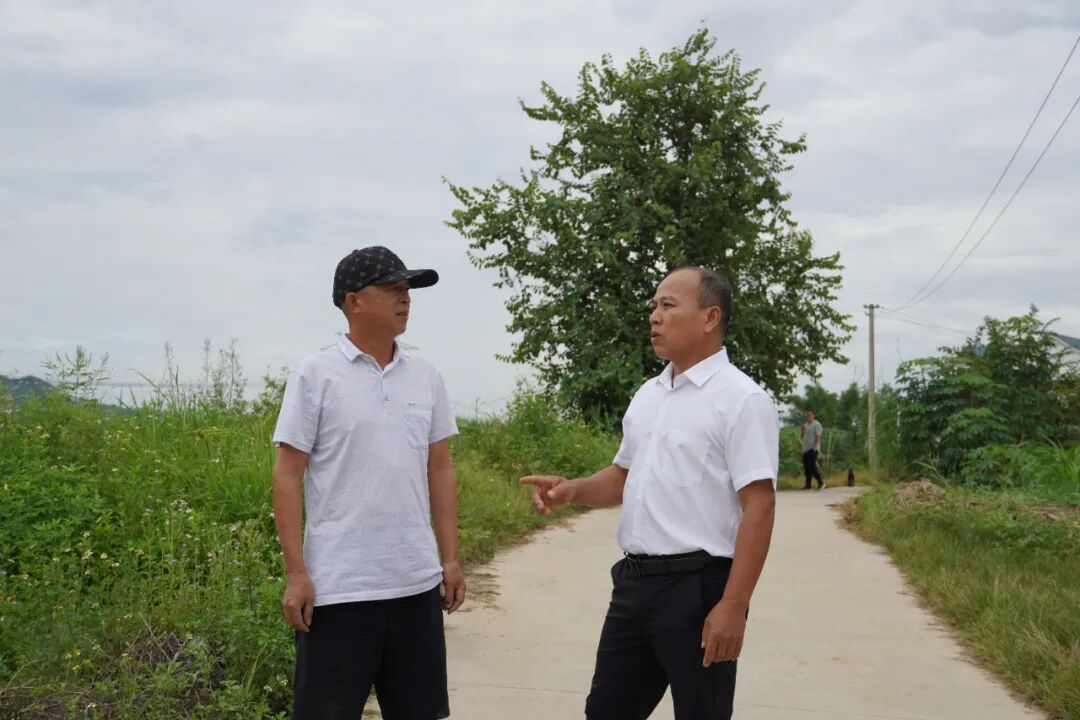 【人大代表风采】黄礼豪:当好群众“代言人”,履职为民办实事3.png