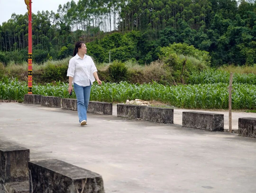 【人大代表风采】罗寒春:构建多元特色产业集群 书写履职为民生动答卷5.png