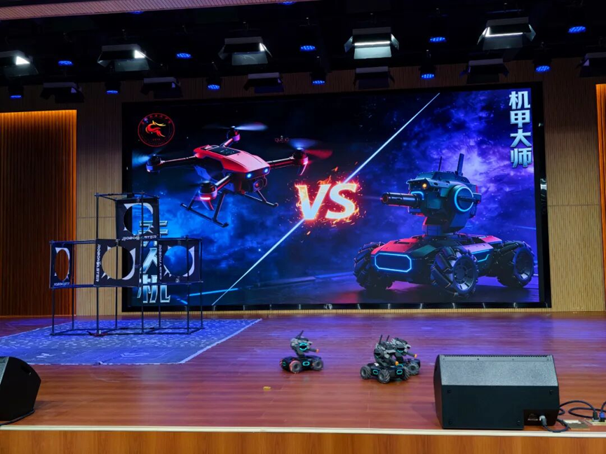 【“双减”】太酷啦!鹿寨这所学校科技狂欢全程吸睛4.png