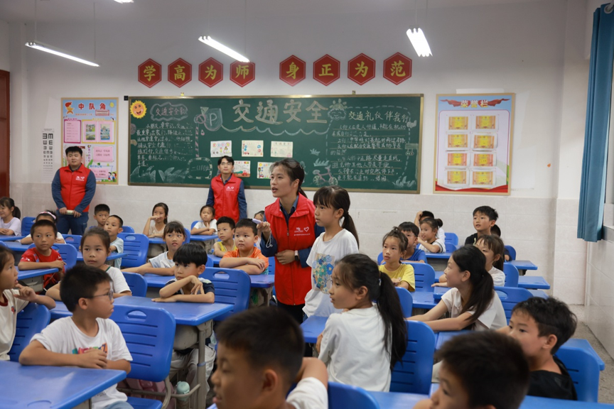 电力安全小课堂 情暖童心护成长4.png